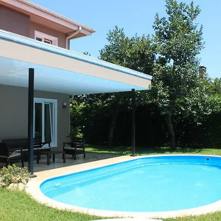 Sapanca Den Design House 9/3 -
